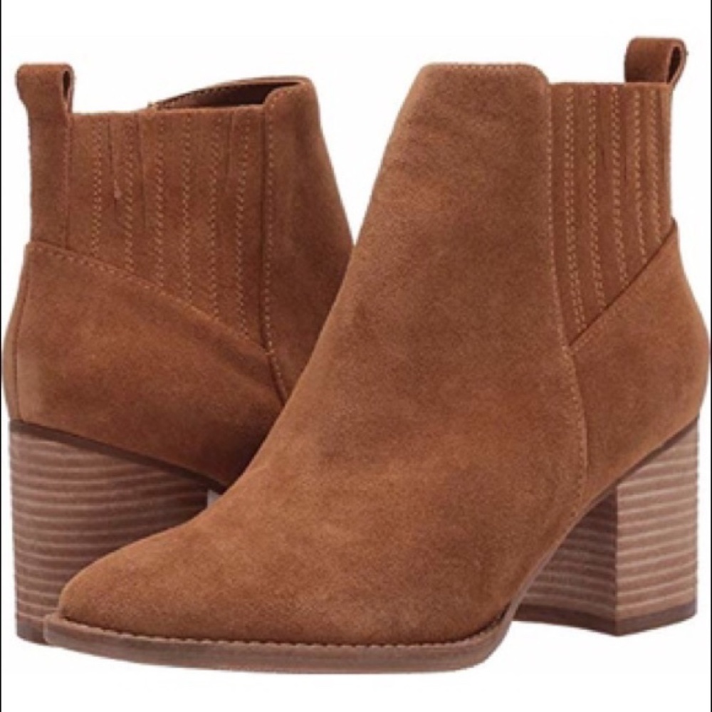 NWOB Blondo Noa Waterproof Booties in Camel Suede